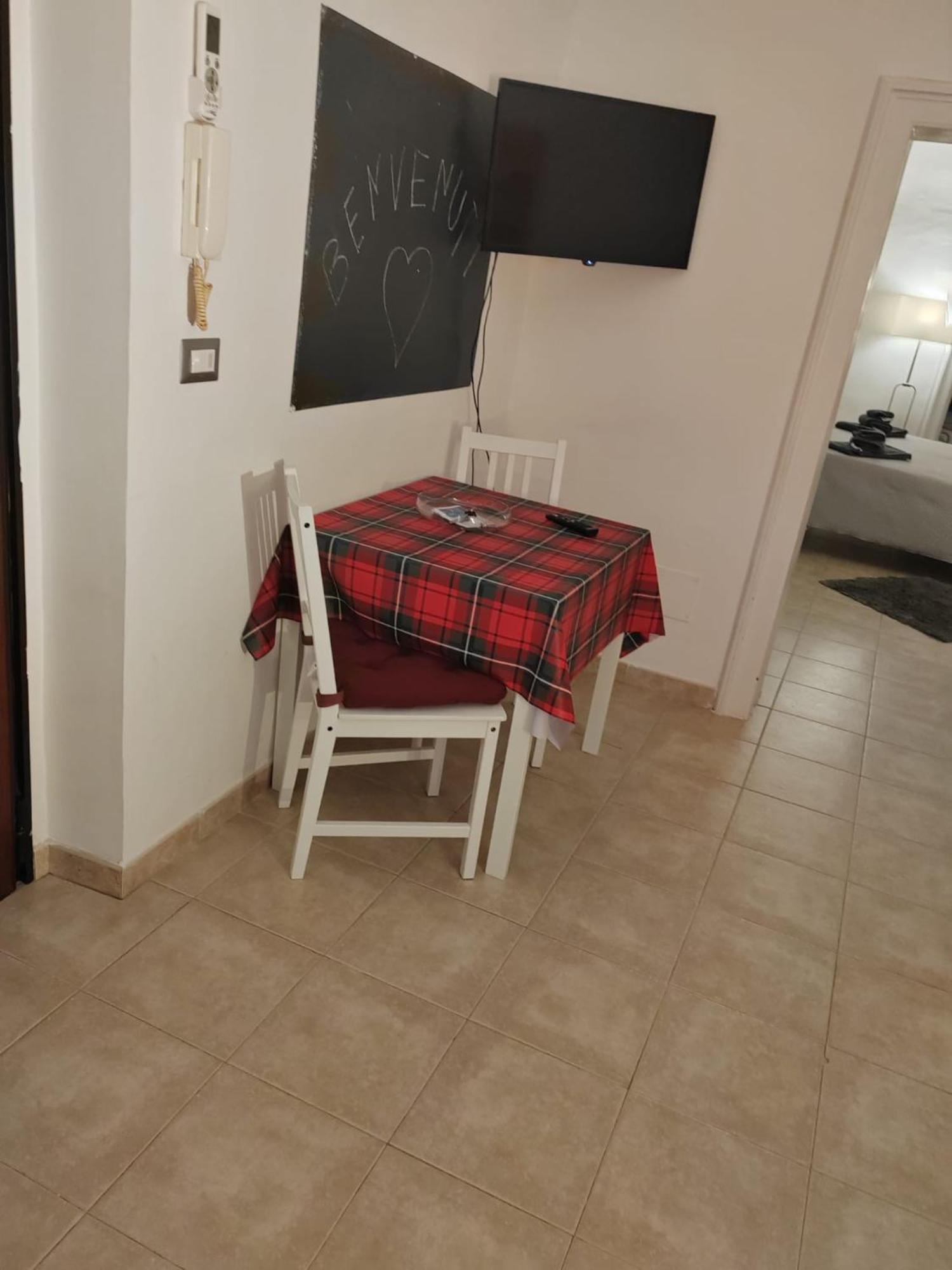 Casa Aurora Apartment บารี ภายนอก รูปภาพ